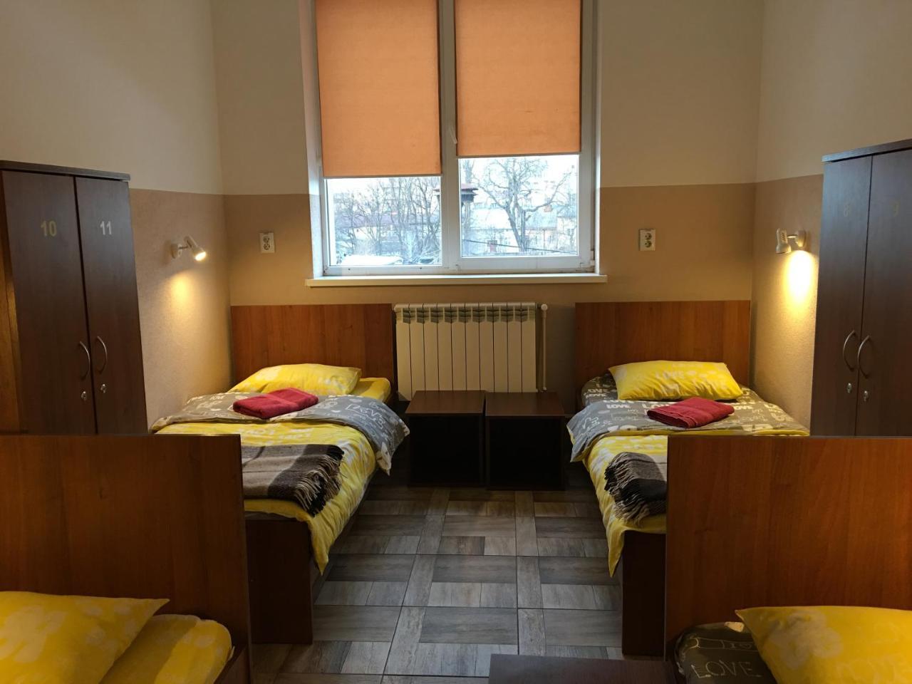 Yurus Hostel Lviv Ngoại thất bức ảnh